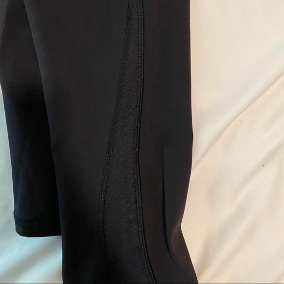 SPECIAL EDITION ✨ Black Lululemon Fast & Free Crop - Picture 2 of 5